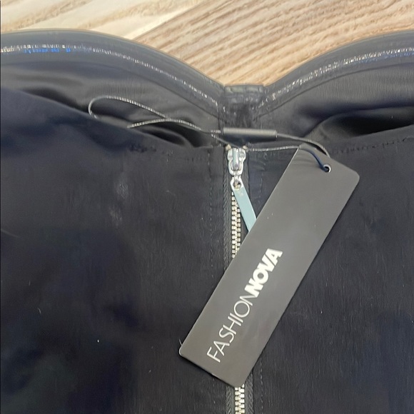 Black Faux Leather Bustier Top fashion nova small new with tags - Picture 3 of 4